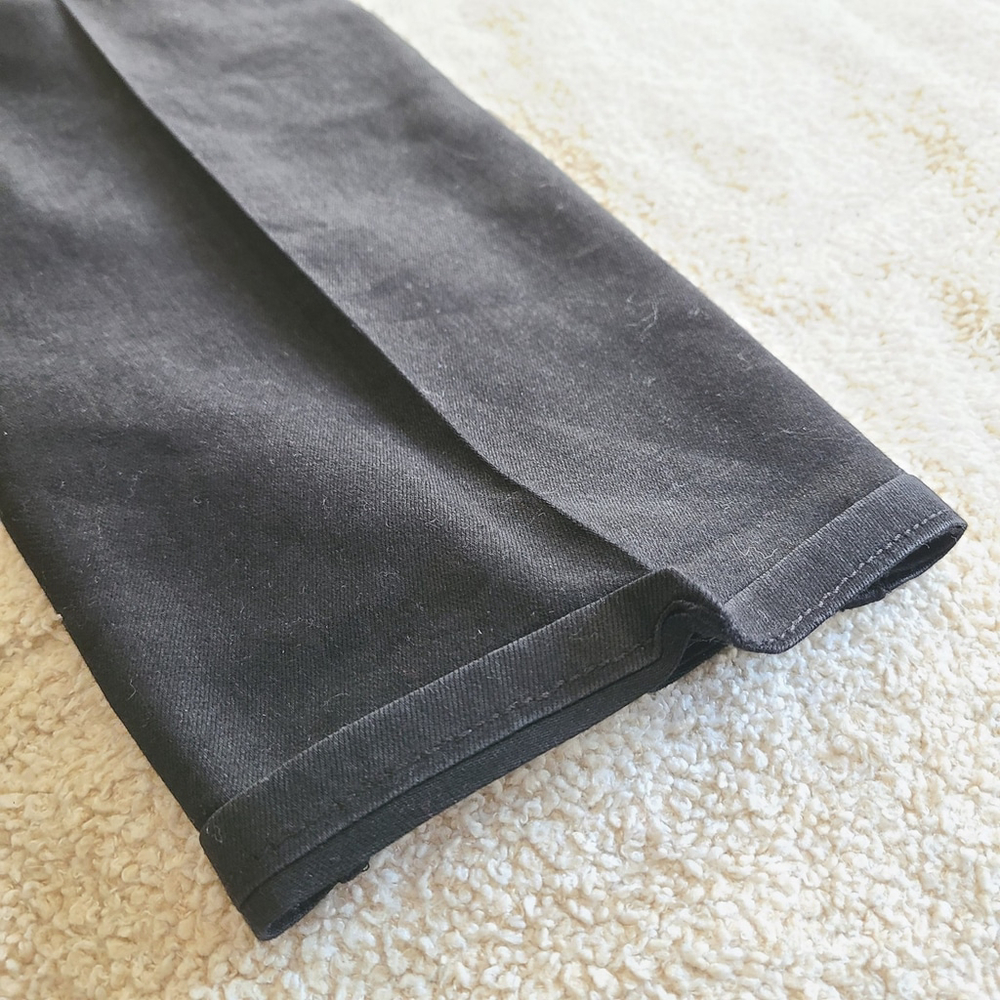 Levis Jeans Womens 24W Plus Black Denim 414 Classic Straight High Rise Stretch - Picture 10 of 15